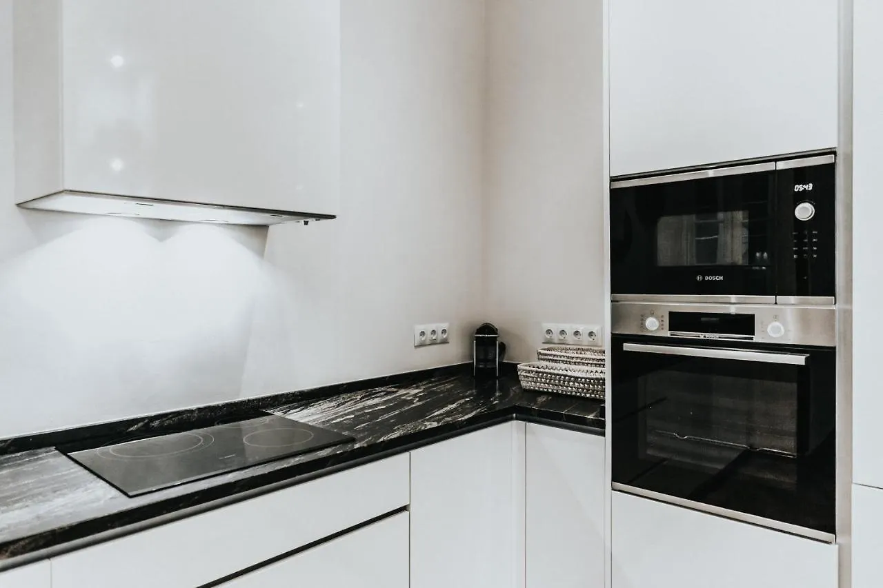 Apartment Holidays2Malaga Beatas 3 Bedroom & French Balcony