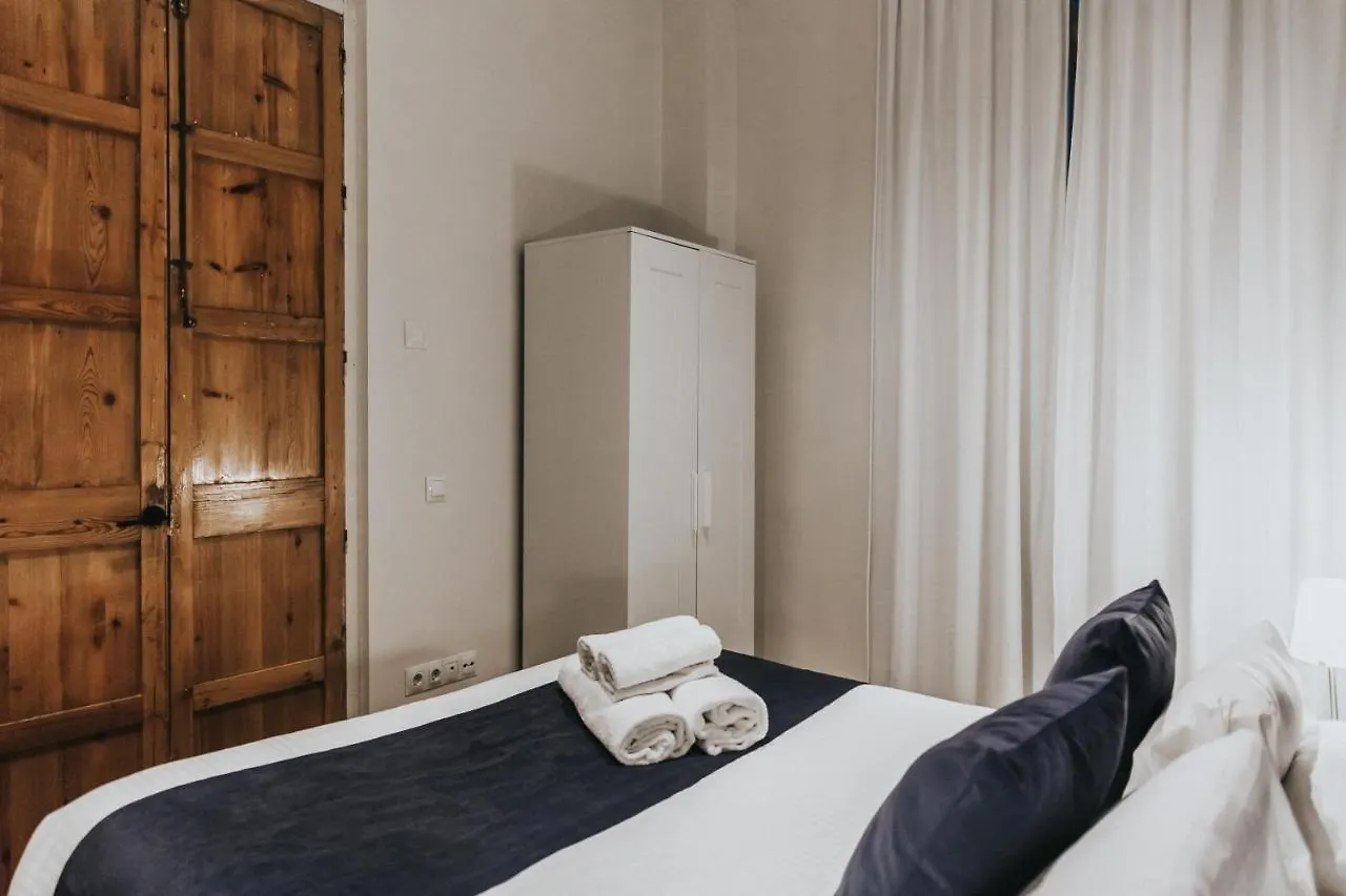 Holidays2Malaga Beatas 3 Bedroom & French Balcony Malaga