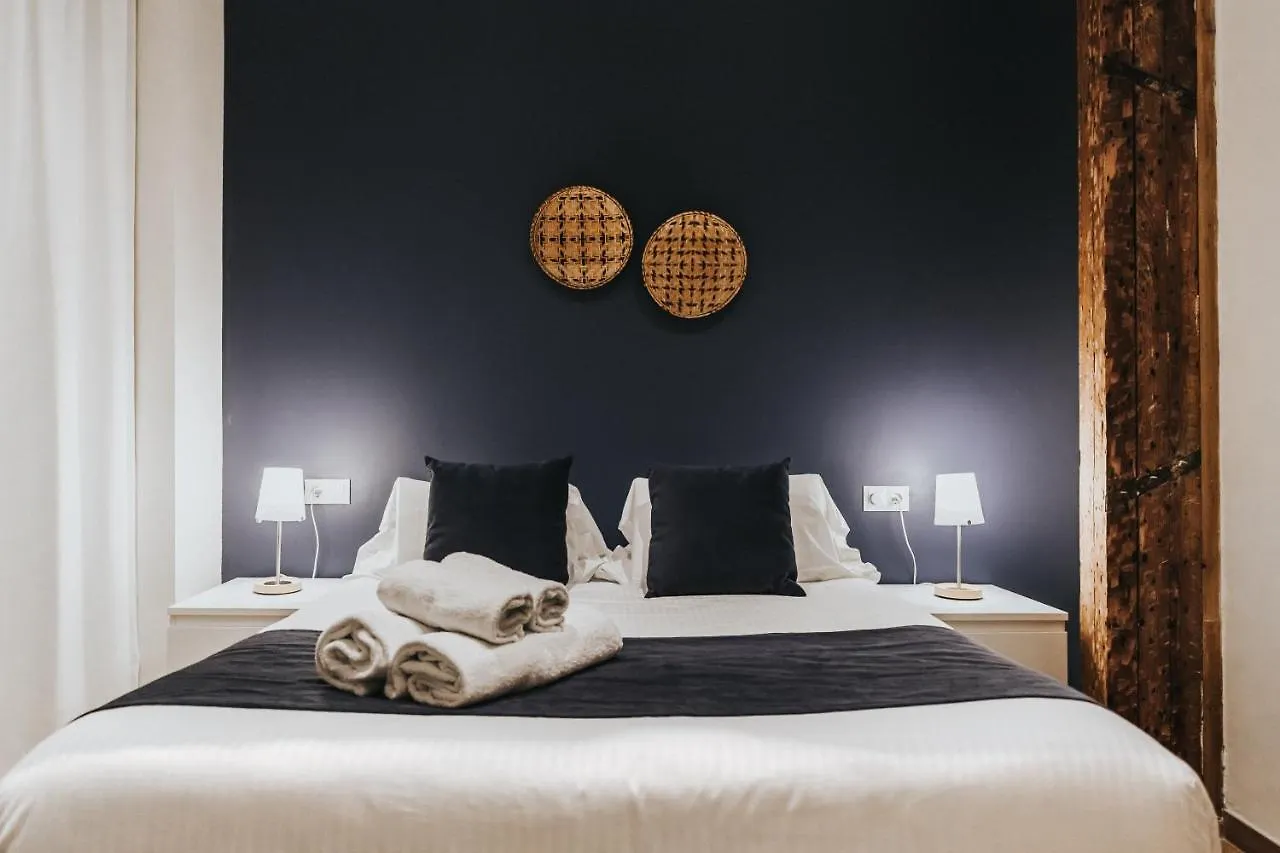 Holidays2Malaga Beatas 3 Bedroom & French Balcony Malaga