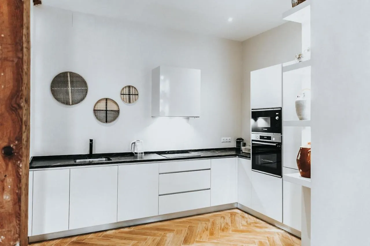 דירה Holidays2Malaga Beatas 3 Bedroom & French Balcony